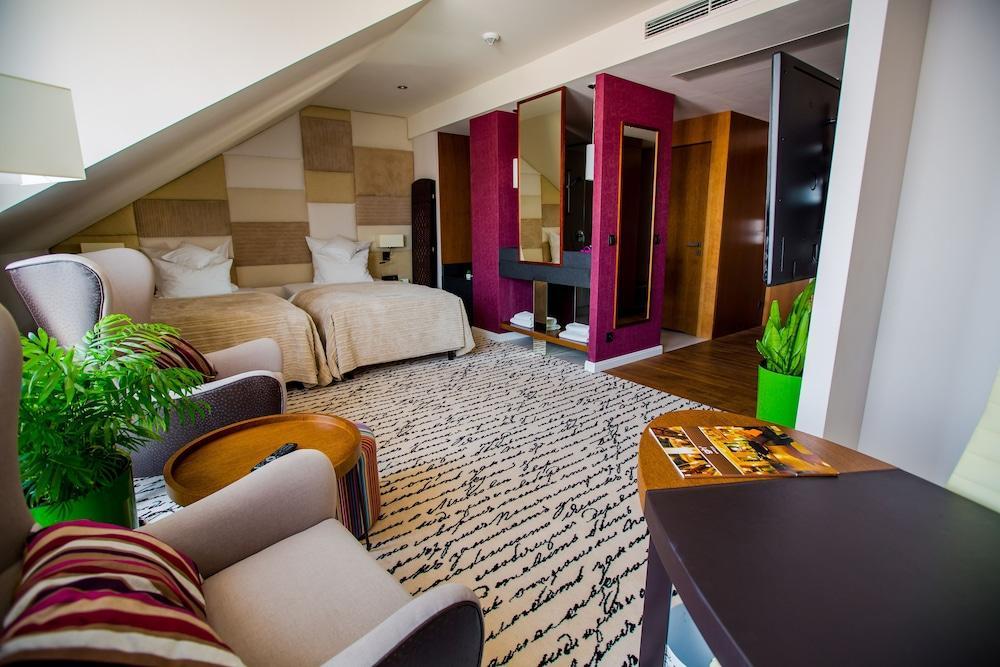Grand Hotel Boutique Rzeszow Ngoại thất bức ảnh