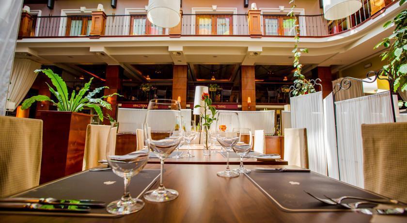 Grand Hotel Boutique Rzeszow Ngoại thất bức ảnh