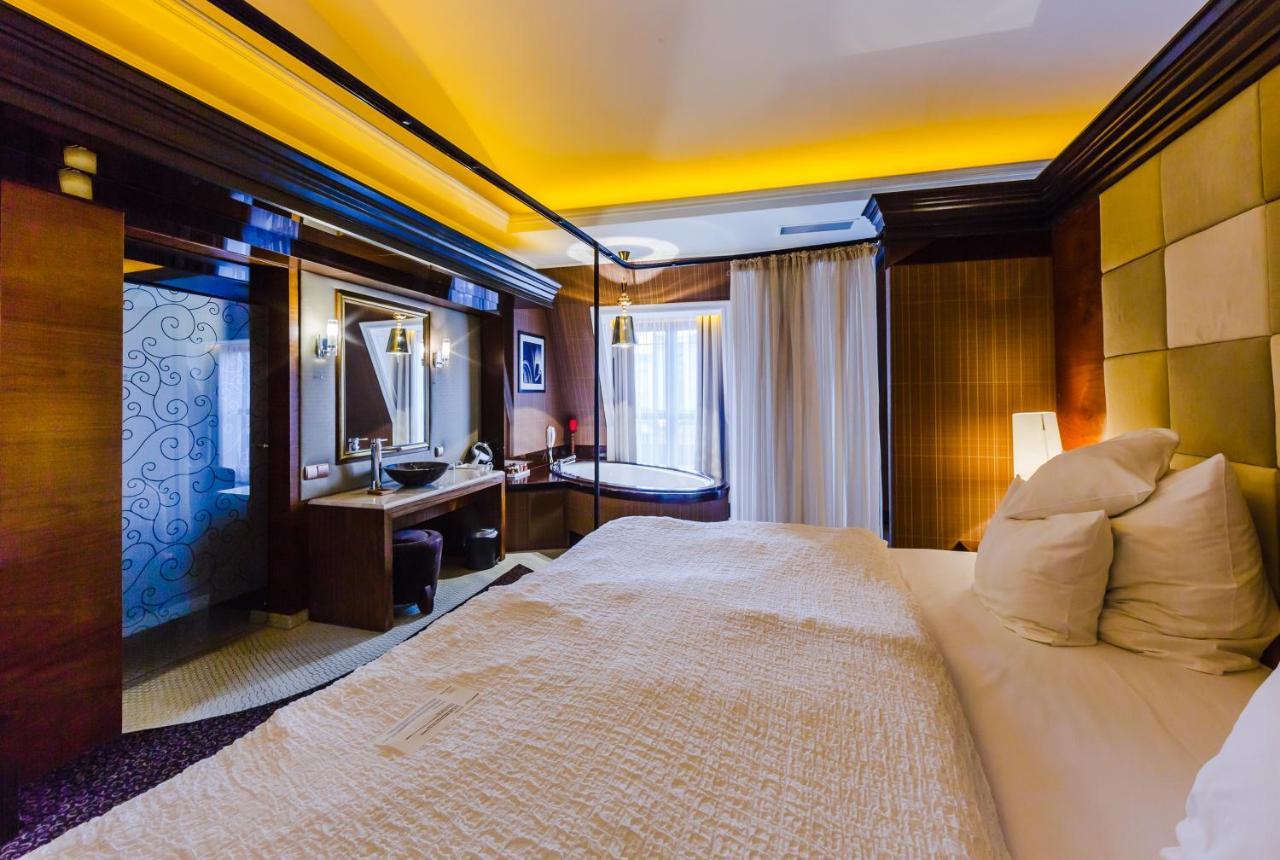 Grand Hotel Boutique Rzeszow Ngoại thất bức ảnh